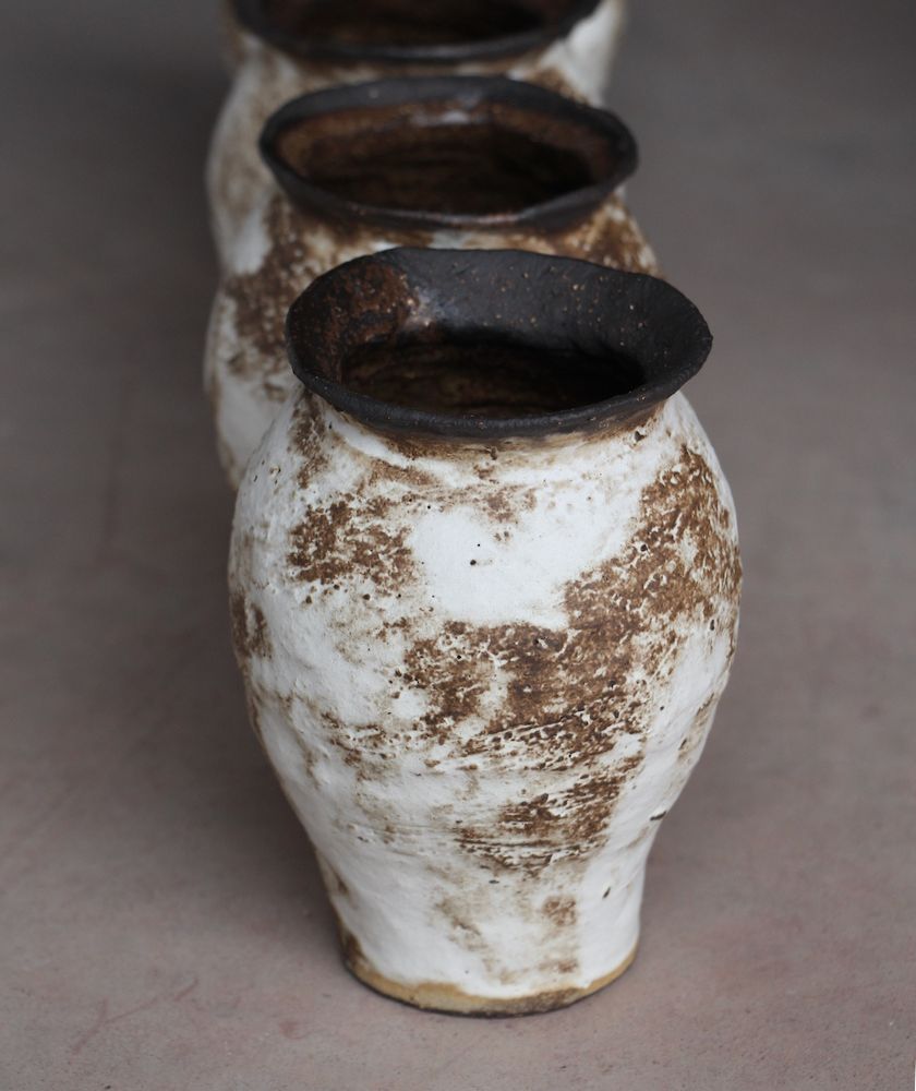 vase artisanal blanc en céramique